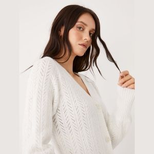 NEW💖Nina Leonard💗White Hollow-Out Spring/Fall Knit Top